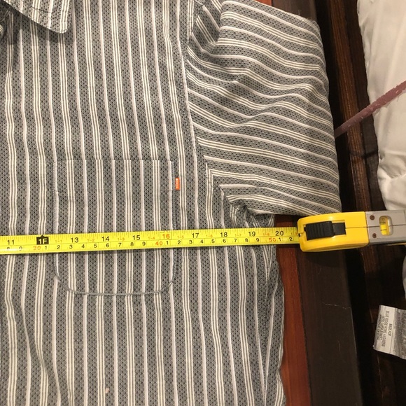 Hugo Boss grey shirt - Picture 5 of 5